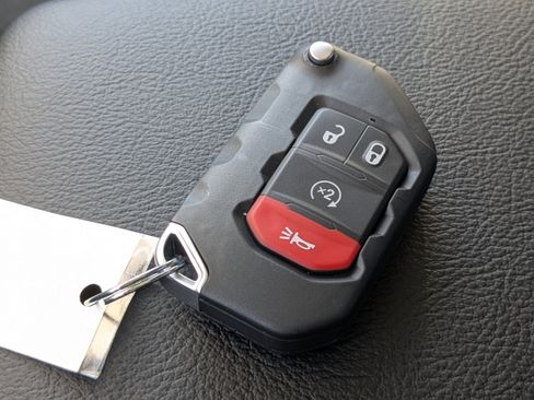 New 2026 Jeep Gladiator Sport image 27