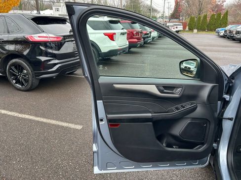 Certified 2022 Ford Escape SE w/ Convenience Package image 13