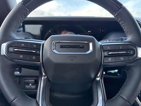 New 2026 GMC Yukon XL Denali image 24