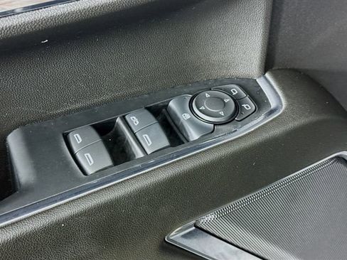 Used 2024 Chevrolet Silverado 1500 LT image 18