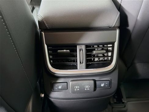 Used 2022 Subaru Legacy Limited AWD/4WD image 28