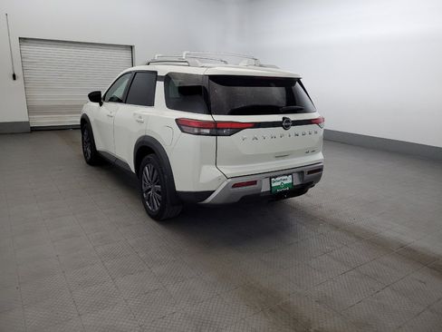 Used 2022 Nissan Pathfinder SL w/ SL Premium Package AWD/4WD image 5