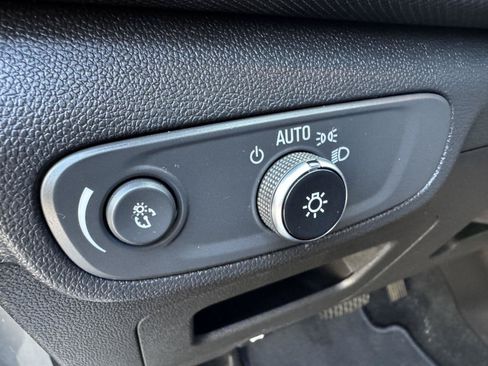 Certified 2025 Chevrolet TrailBlazer LT AWD/4WD image 18