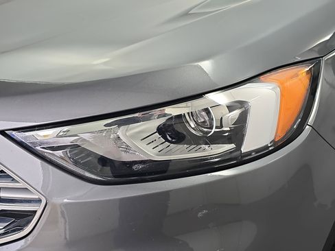 Used 2021 Ford Edge SE w/ Cargo Accessory Package image 28