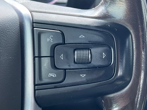 Used 2020 GMC Sierra 1500 SLE w/ SLE Value Package image 35