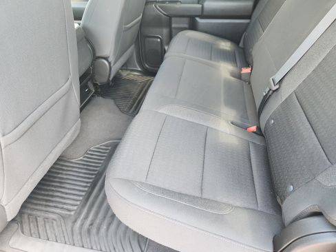 Used 2022 Chevrolet Silverado 1500 Custom AWD/4WD image 29