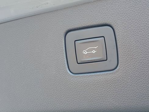 Certified 2025 Buick Envista Preferred FWD image 8
