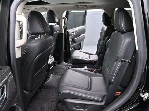 Used 2025 INFINITI QX80 Luxe w/ Exterior Package AWD/4WD image 31