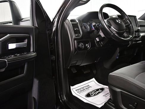 Used 2024 RAM 2500 Big Horn image 16