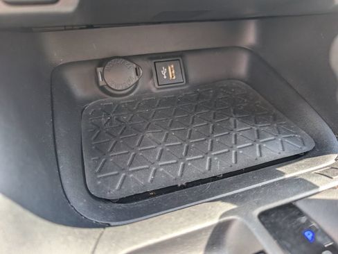 Used 2024 Toyota RAV4 XLE Premium FWD image 17