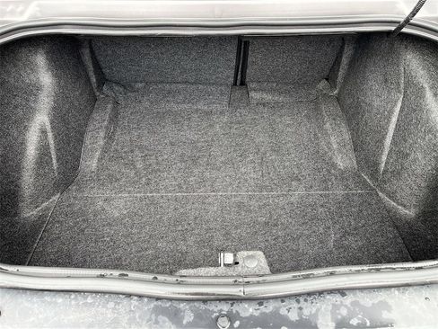 Used 2022 Dodge Challenger SXT w/ Driver Convenience Group image 23