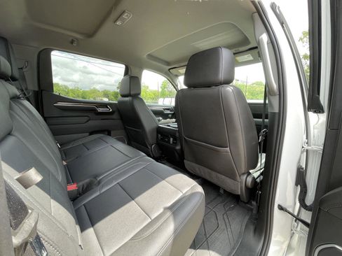 Used 2022 Chevrolet Silverado 1500 RST w/ Convenience Package II AWD/4WD image 48
