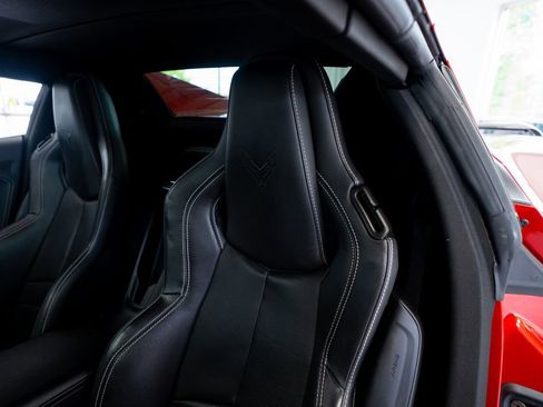 Used 2022 Chevrolet Corvette Stingray Convertible w/ 1LT RWD image 34