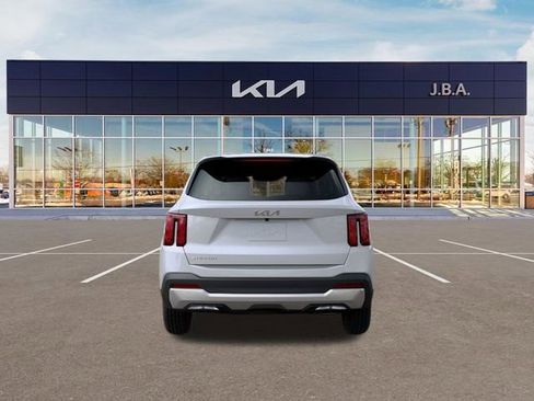 New 2026 Kia Sorento LX FWD image 5