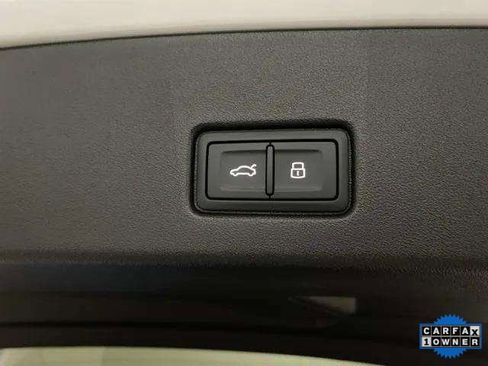 Used 2024 Audi Q4 e-tron Premium Plus image 97