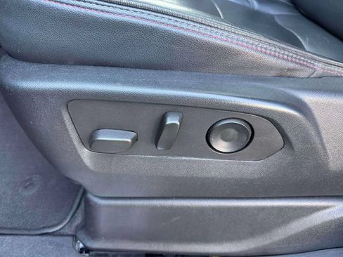 Used 2021 Chevrolet Tahoe RST AWD/4WD image 17