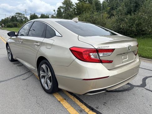 Used 2020 Honda Accord EX image 7