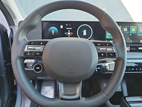 Used 2025 Hyundai Ioniq 5 SEL image 19