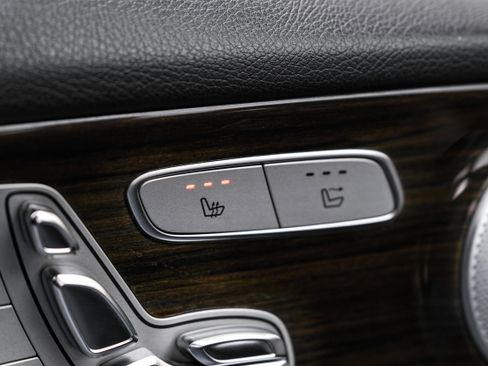 Used 2018 Mercedes-Benz C 300 Cabriolet image 39