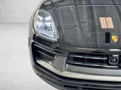 Used 2026 Porsche Macan Turbo AWD/4WD image 27