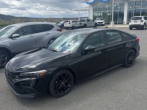 Used 2023 Honda Civic Sport image 1