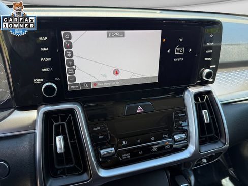 Certified 2023 Kia Sorento EX AWD/4WD image 13