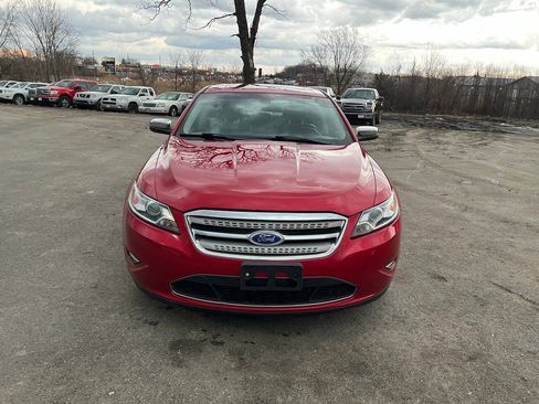 Used 2012 Ford Taurus Limited FWD image 2