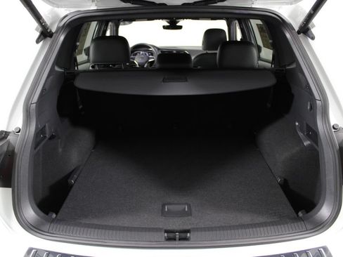 Used 2022 Volkswagen Tiguan SEL R-Line AWD/4WD image 15