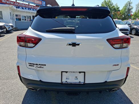 Used 2023 Chevrolet TrailBlazer RS w/ Convenience Package AWD/4WD image 4