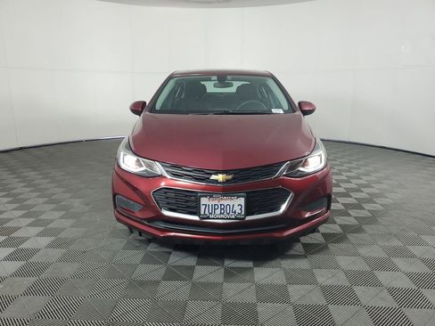 Used 2016 Chevrolet Cruze LT w/ Sun And Sound Package image 9