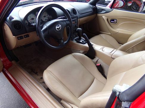 Used 2002 MAZDA MX-5 Miata LS image 28