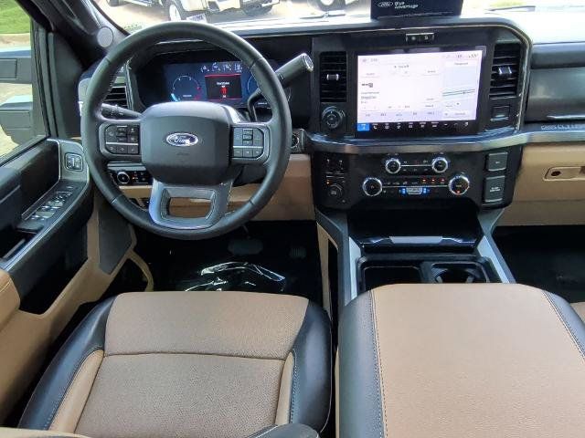 Certified 2025 Ford F450 Lariat w/ Lariat Ultimate Package AWD/4WD image 11
