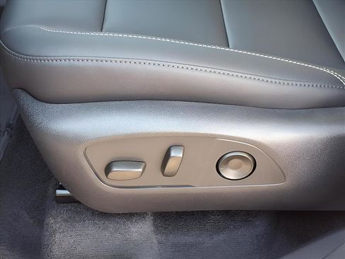 New 2026 GMC Acadia Elevation w/ Elevation Premium Package FWD image 20