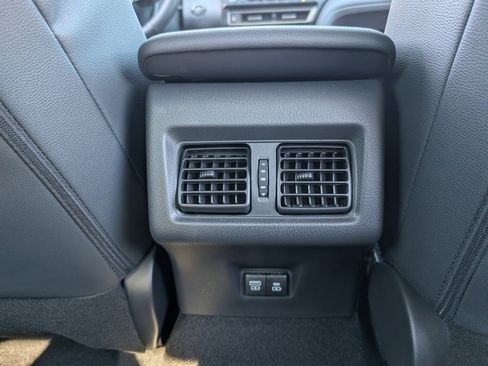 Used 2026 Toyota Camry SE image 7