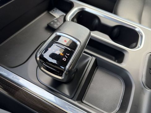 Used 2023 Chevrolet Silverado 1500 RST AWD/4WD image 20