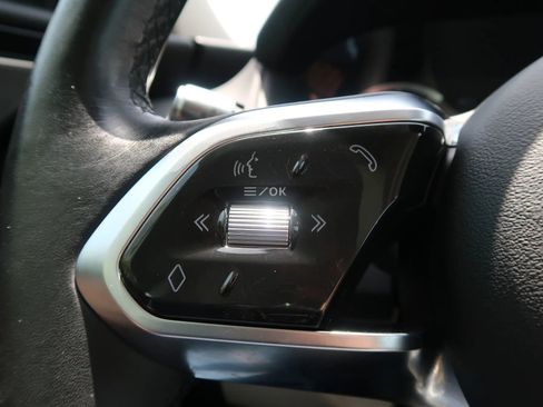 Used 2020 Jaguar XE S image 36