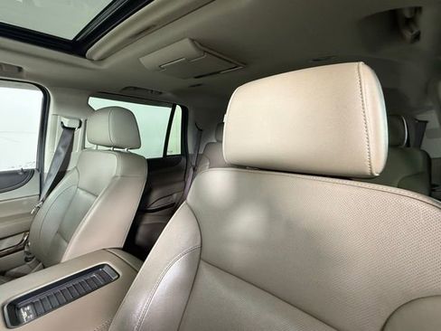 Used 2017 GMC Yukon SLT w/ Open Road Package image 18