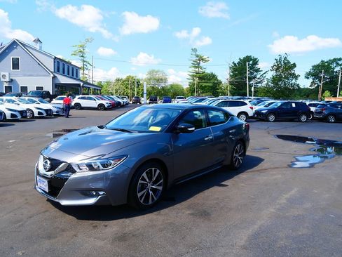 Used 2017 Nissan Maxima 3.5 SL FWD image 1