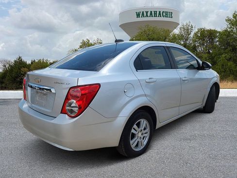 Used 2016 Chevrolet Sonic LT FWD image 5