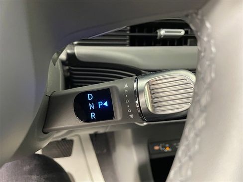 New 2025 Hyundai Ioniq 5 SEL image 8