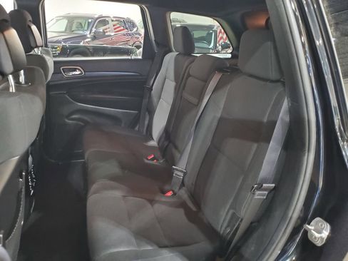 Used 2014 Jeep Grand Cherokee Laredo w/ 18" Wheel & 8.4" Radio Group image 22