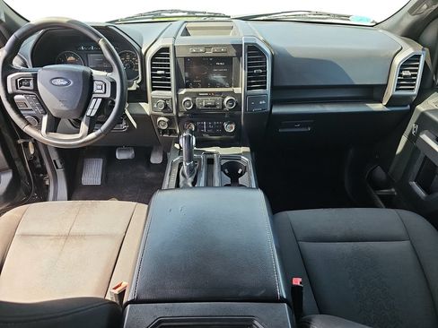 Used 2018 Ford F150 XLT w/ Equipment Group 302A Luxury AWD/4WD image 13