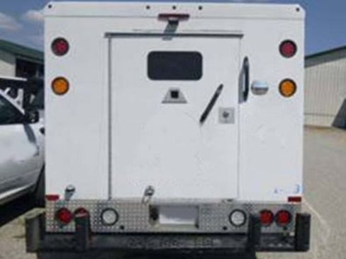 Used 2022 Chevrolet Express 3500 w/ Power Convenience Package image 6