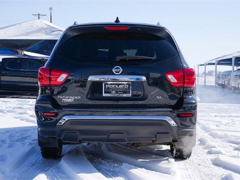 Used 2020 Nissan Pathfinder SL image 5
