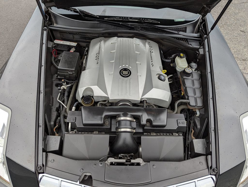 Used 2006 Cadillac XLR RWD image 45
