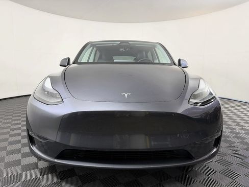 Used 2023 Tesla Model Y Performance AWD/4WD image 4