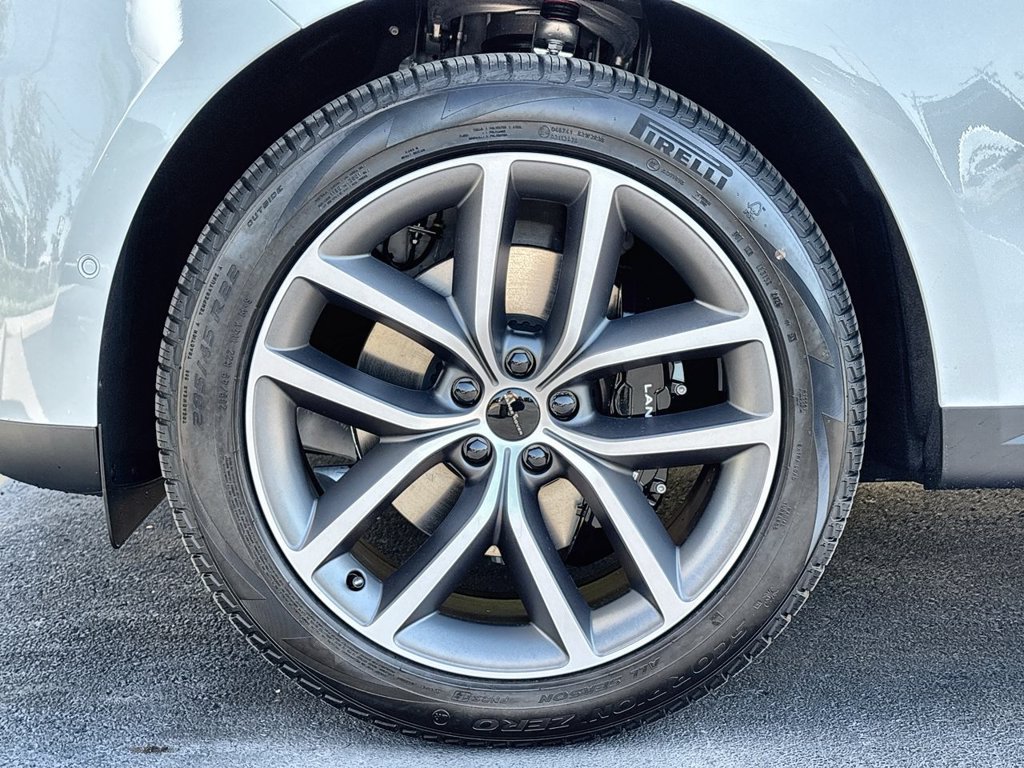 New 2027 Land Rover Range Rover Sport SE AWD/4WD image 10