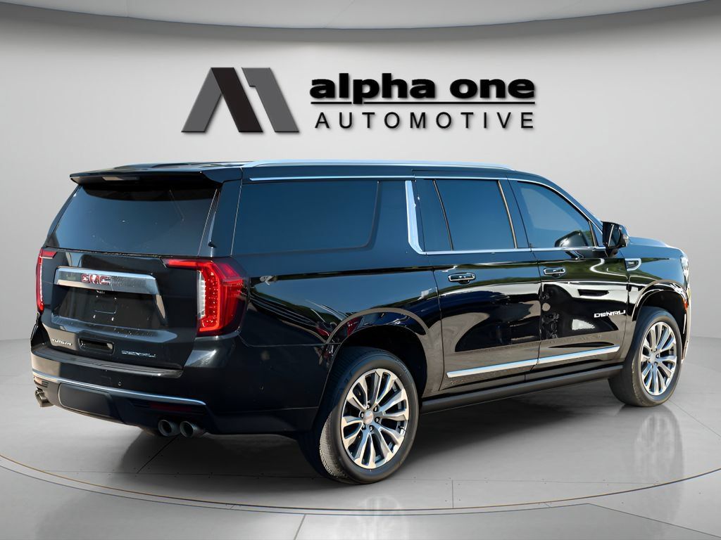 Used 2024 GMC Yukon XL Denali w/ Denali Reserve Package RWD image 7
