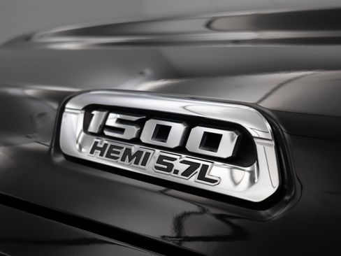 Used 2019 RAM 1500 Laramie image 15