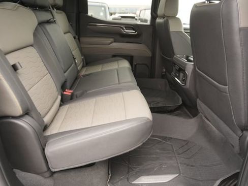 Used 2023 Chevrolet Silverado 1500 ZR2 w/ Technology Package image 15